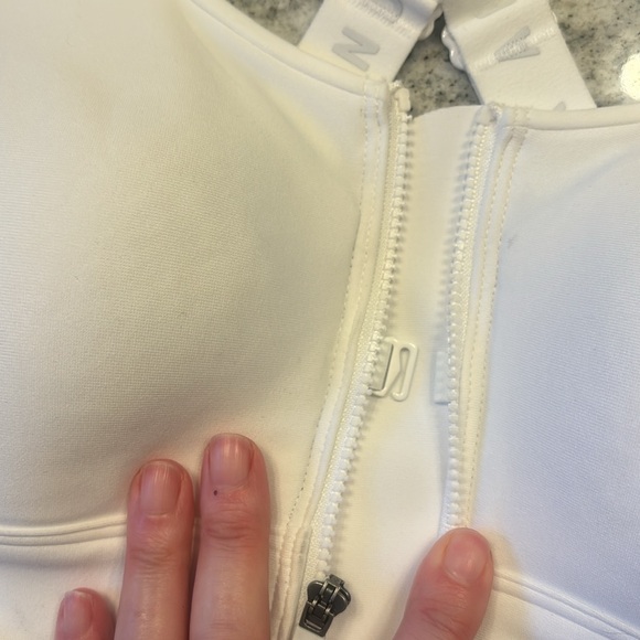 White Under Armour Sports Bra - Picture 4 of 6